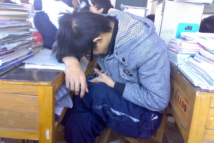 班主任▲班主任：学生手机里不要安装这3类软件，一旦迷恋，中考高考无望