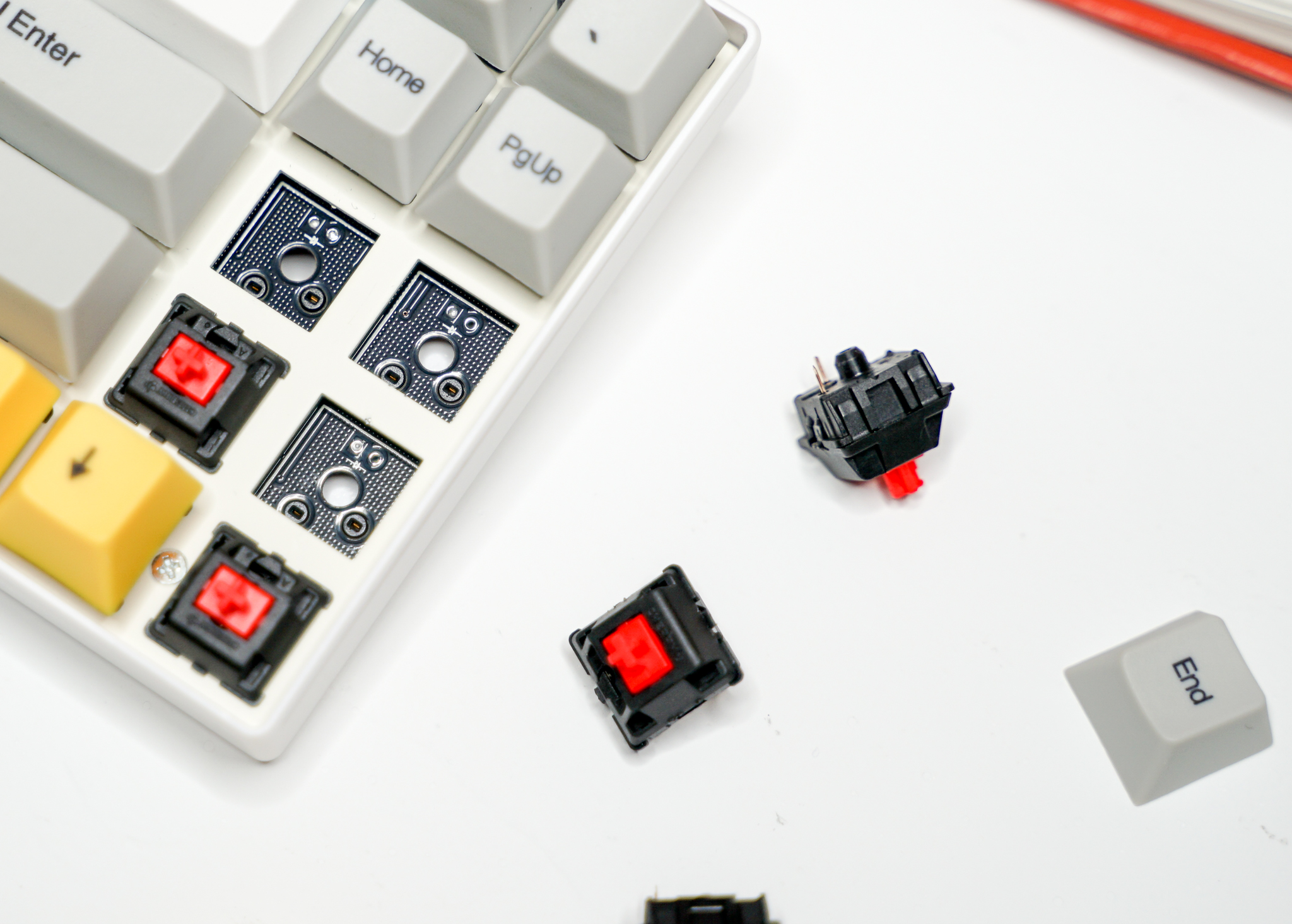 电池|双模双配列，一把可玩性挺高的机械键盘-GANSS ALT71