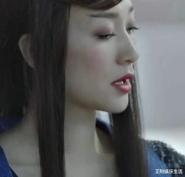 『李小冉』44岁林心如撞上44岁李小冉，明明是同龄人，看上去却差别很大