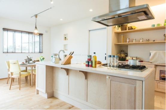 家里铺了这种地板，难怪甲醛会超标！看看你家是否也中招了！