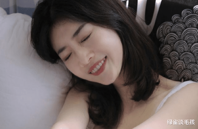 这样开你玩笑的男人，就算表面上对你不好，心里也大多在暗恋你