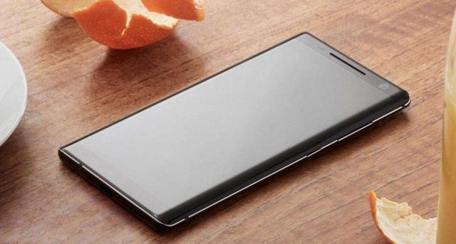 华为荣耀@现在手机都放弃曲面屏，追求极致的屏占比，这是为什么？