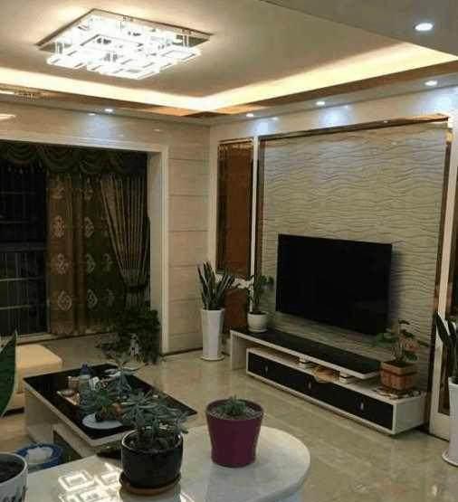 新房公婆要住主卧我无话可说, 妹妹住次卧我们住小屋不能忍!