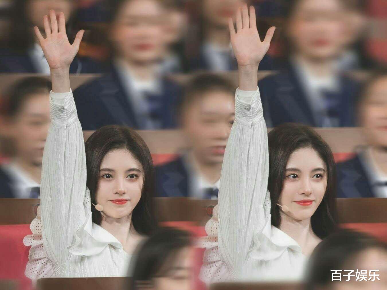 鞠婧祎郑爽登央视节目,同一镜头下,一个依旧清纯另一个却崩了?