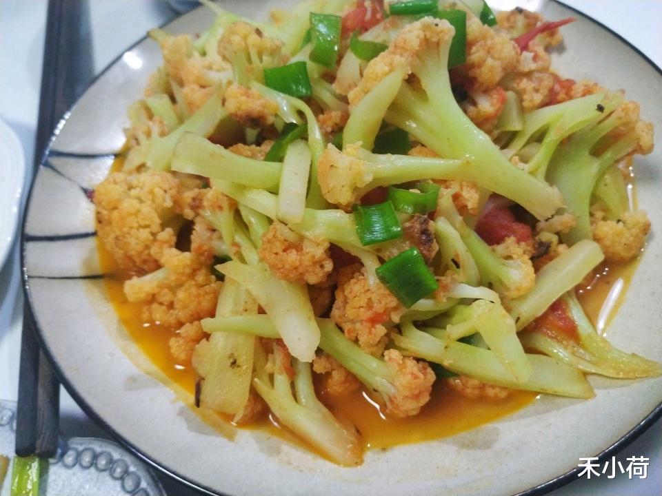 『豆腐』夏天来了，晚餐吃得清淡些，3菜1汤成本不到10元，好吃实惠