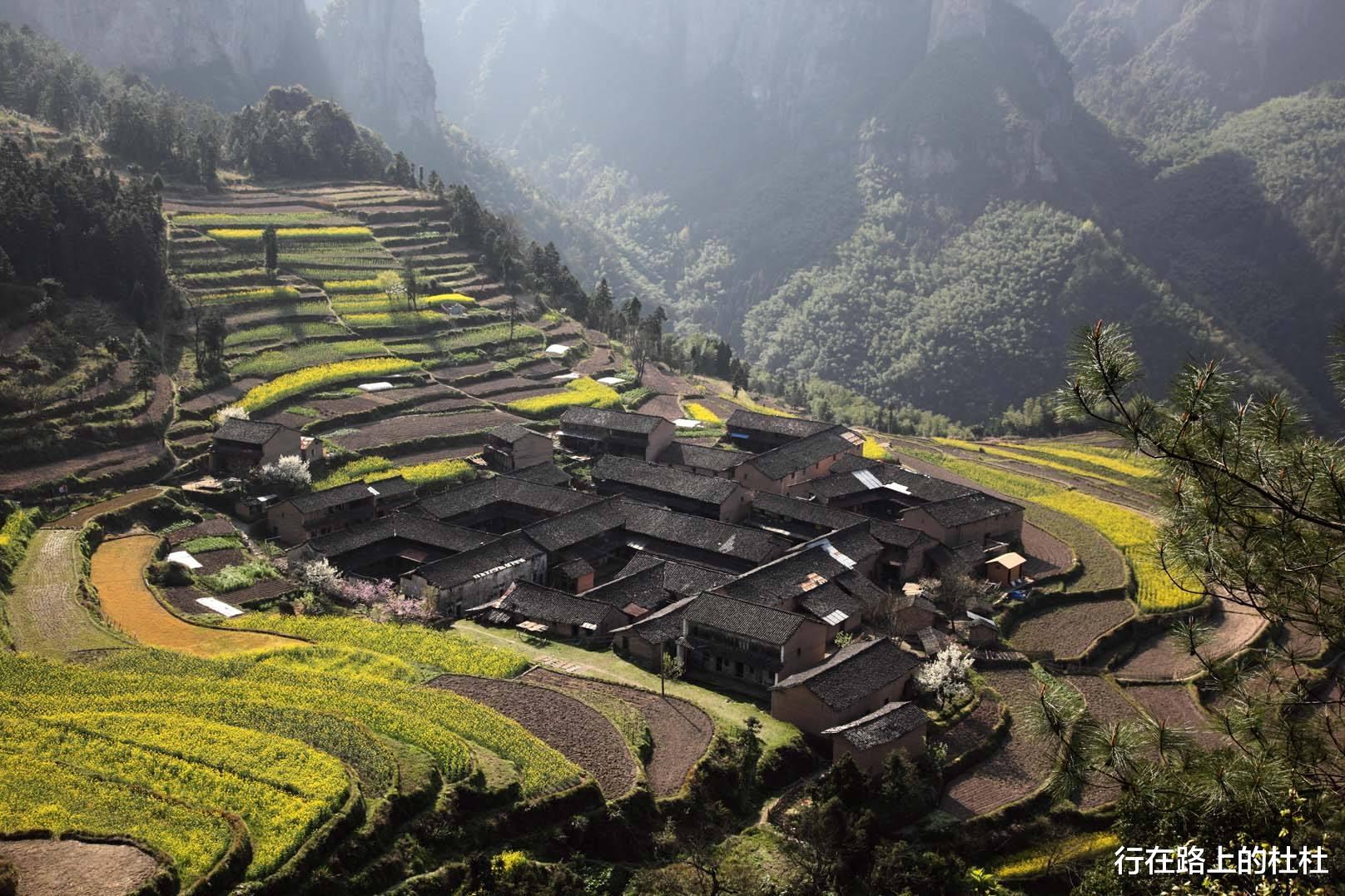 |避开十一的人山人海，寻一处仙境又清静的美景，就来这里