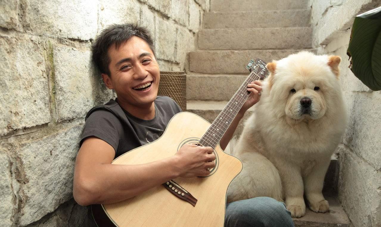 「谢娜」曾3次获影帝，与谢娜同居6年分手，为照顾患病妻子3年不接戏