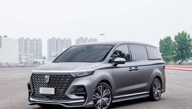 荣威▲全新“巨无霸”亮相,长5米2配双侧滑门,起步2.0T+8AT,竞争GL8