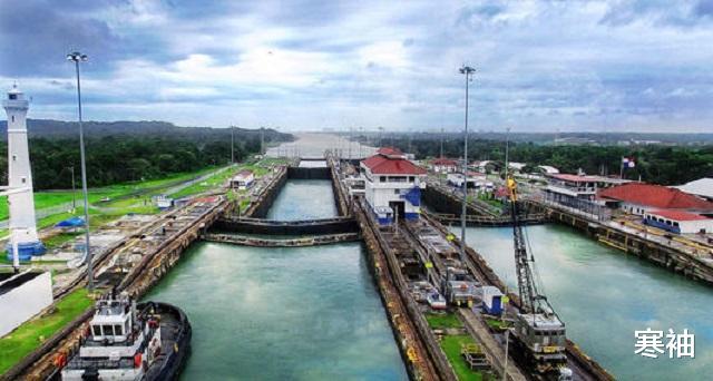 寒袖|世界上最贵的收费站，过一次要150万，中国每年该国交上亿路费！