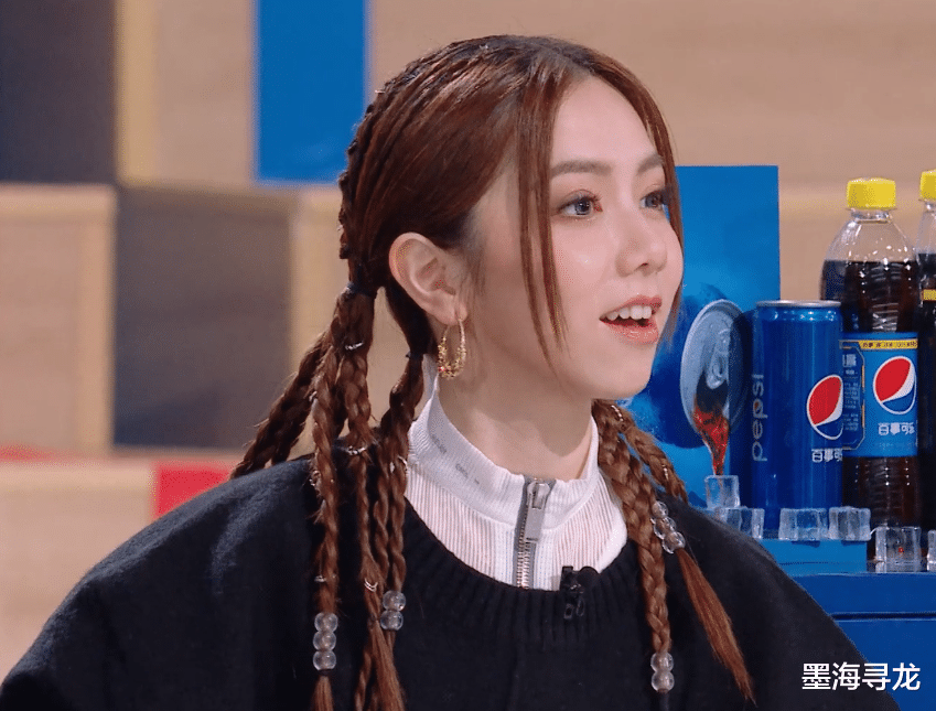 欢乐喜剧人|《中国新说唱》官宣完毕，导师阵容太尴尬，灵魂人物已被撬走