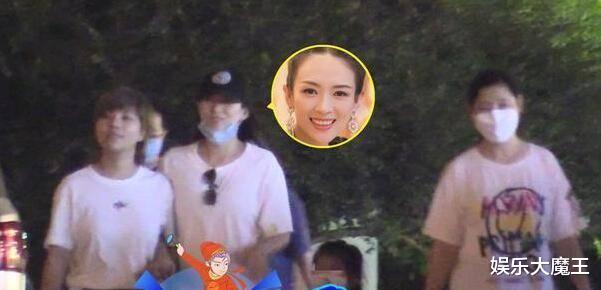 章子怡|章子怡刚产二胎六个月又怀三胎？带女儿醒醒逛街肚子微凸，双手扶腰引猜疑
