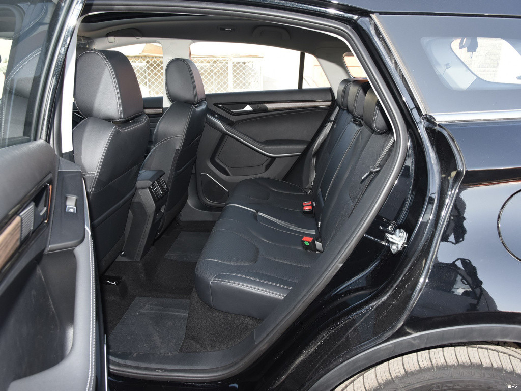 福特@国产SUV也有真实力，换福特标销量大涨，上市8天卖出1500辆