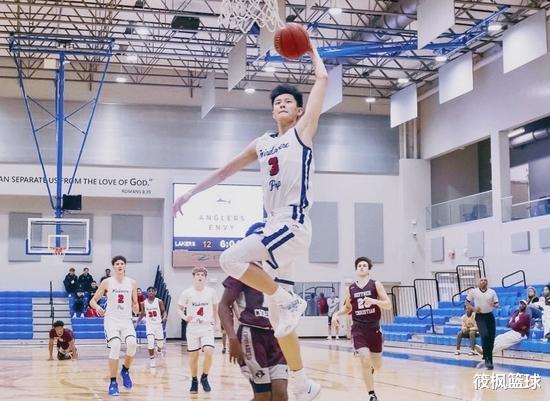 中国男篮|全美排名前十!天赋媲美詹皇儿子,中国有望登陆NBA的球员出现了!