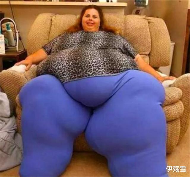 伊殇雪|高富帅博士痴恋600多斤女子,不顾瘫痪娶回家,还鼓励继续增肥