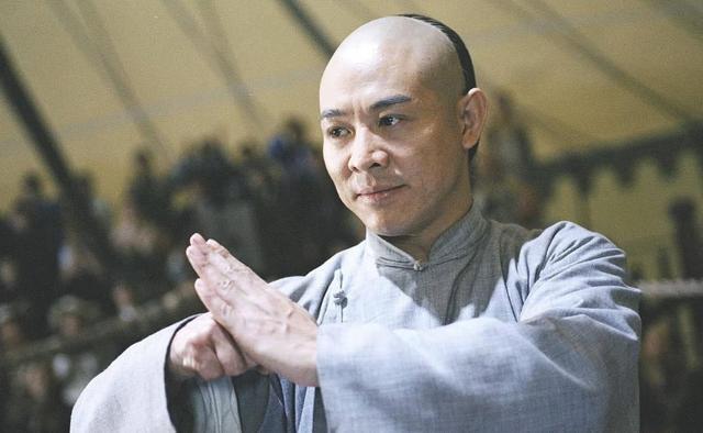 霍元甲■李瑞东的武功有多厉害？站着不动让霍元甲踢，结果霍元甲自动认输