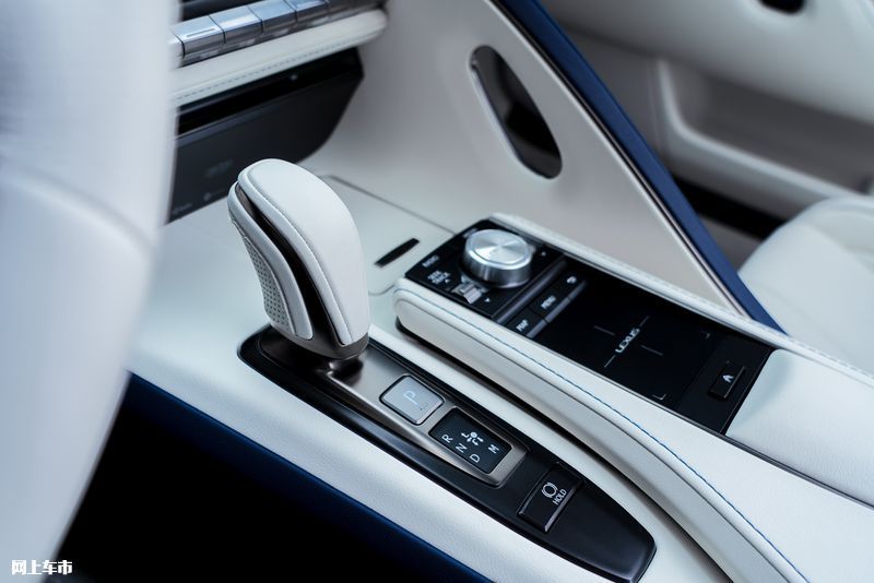 本田CRV|雷克萨斯LC500限量版发布！搭5.0L+10AT，外观内饰更豪华