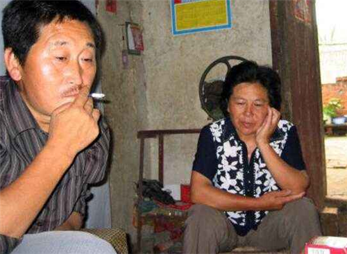 「高考」14年前那个故意考0分,还写8000字对高考不满的蒋多多,如今怎样