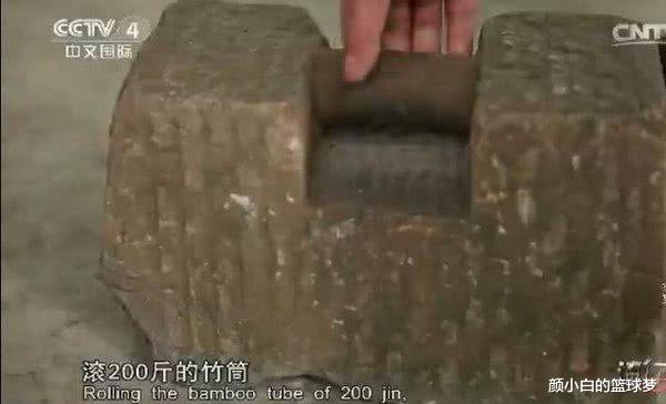 道君：谁说传武没真大师？他曾下战书挑战泰森，手劈鹅卵石，头碎厚石板