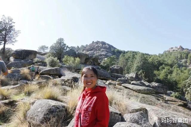 『』乘风破浪的送考家长：穿旗袍只是小意思，还要一天一个颜色不能错