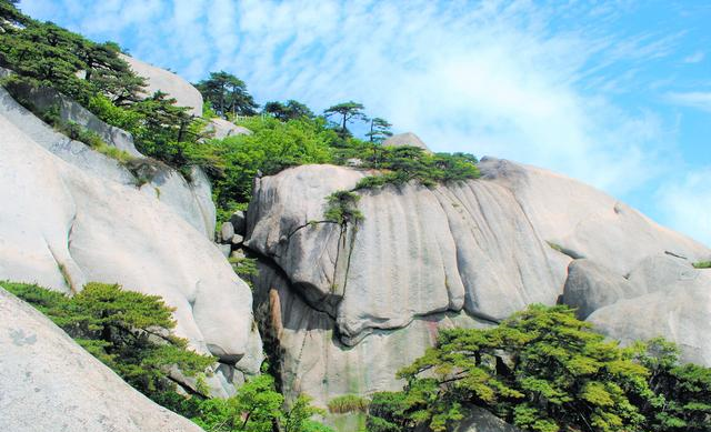 『天柱山』它是世界地质公园,5A景点,最高峰1488