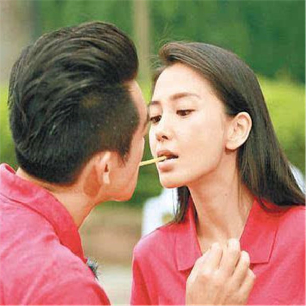 央视春晚|《跑男》请来杨颖男闺蜜,看到是谁后,郑恺竟一点都不吃醋!