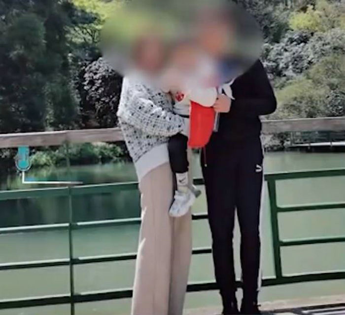 飞行员|熊孩子往景区瀑布里撒尿被责骂！妈妈护短，被对方推下悬崖？