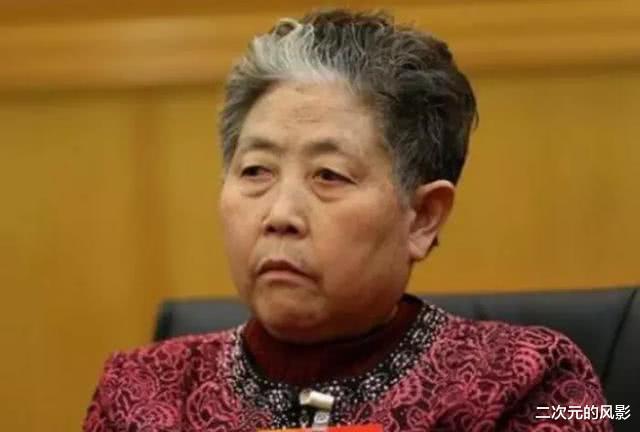 「老干妈」老干妈换回原配方！顾客仍然流失？看看陶华碧儿子都干了啥！