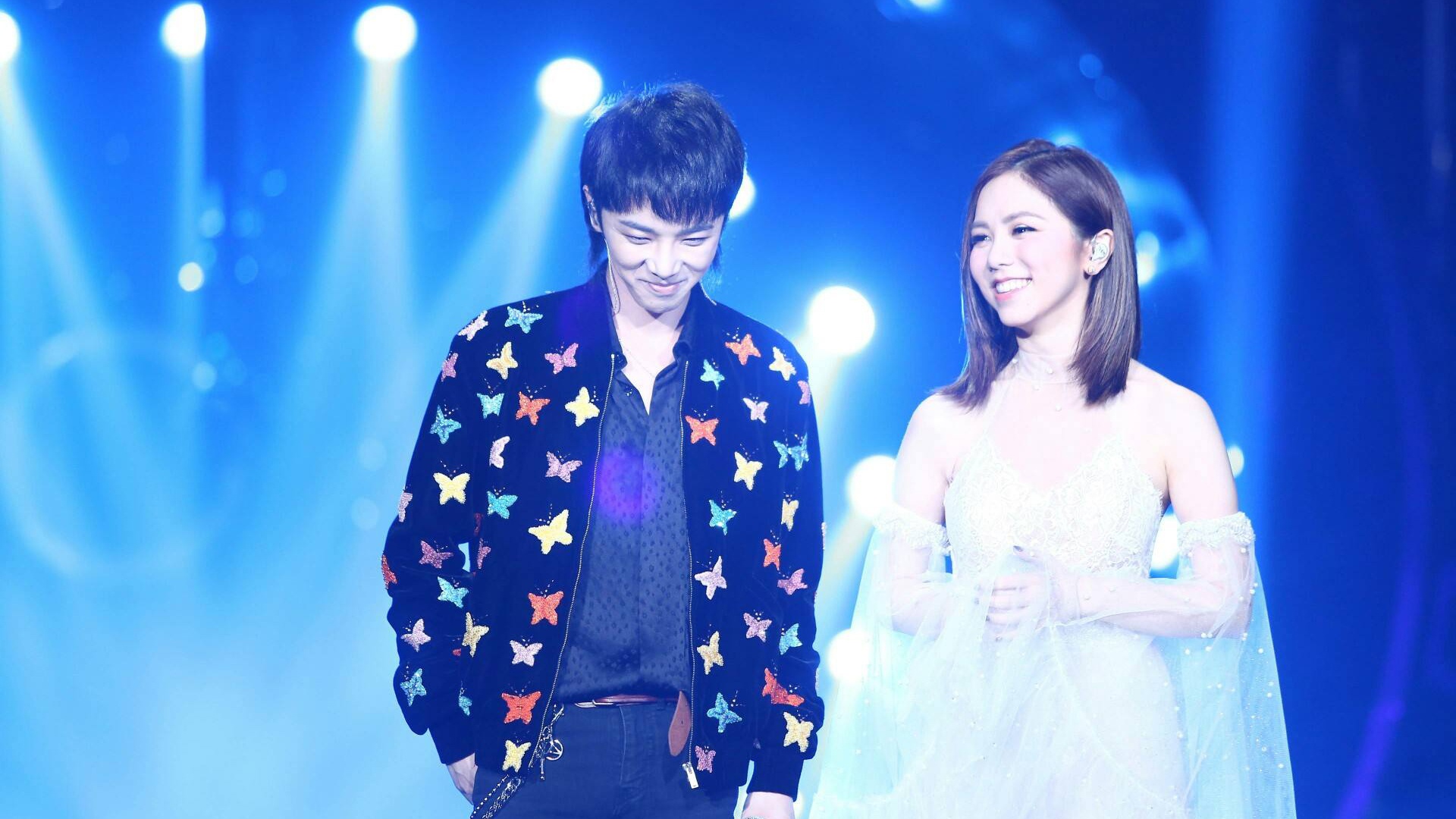 华晨宇|华晨宇邓紫棋官宣了！