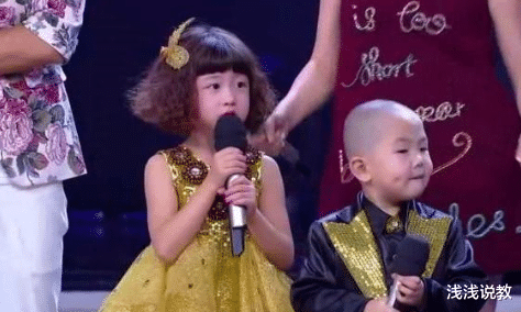 「春晚」4岁时上春晚,8岁已经是老戏骨,在评委席上说“滚”被当众掴掌