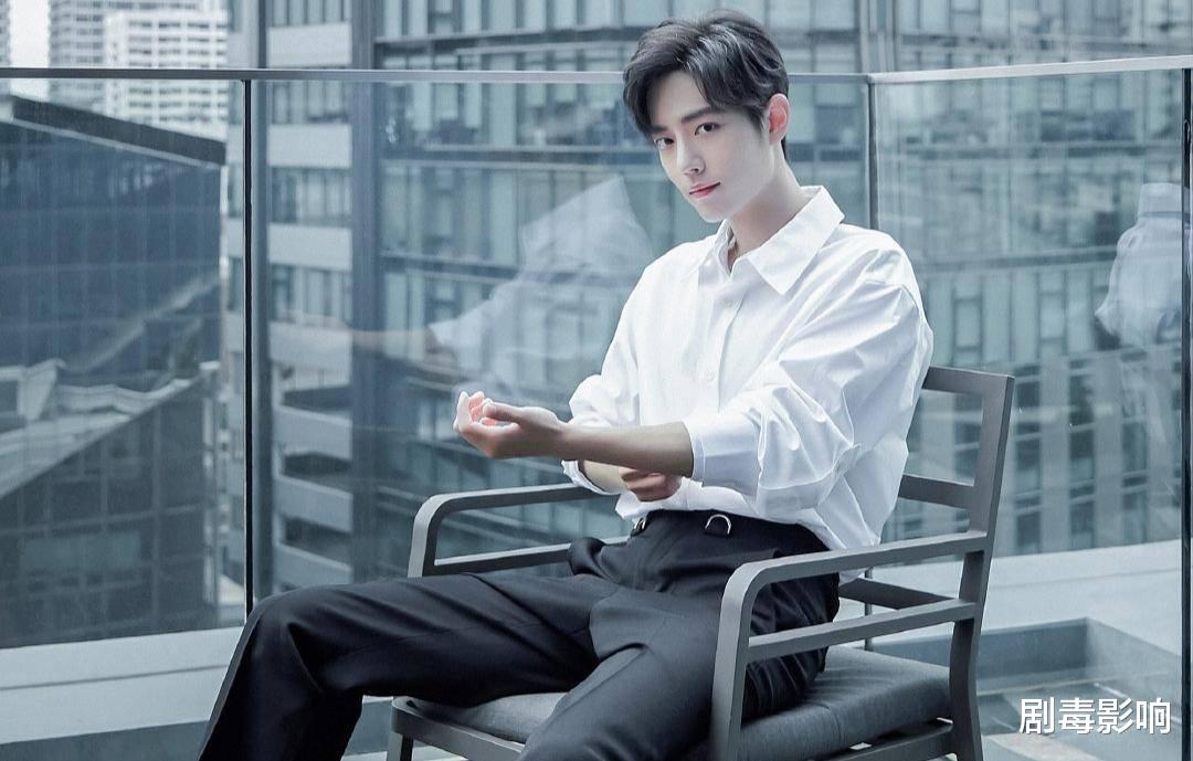 【肖战】肖战踩零点道歉后发布新歌，一小时赚千万，6小时销量排历史第四