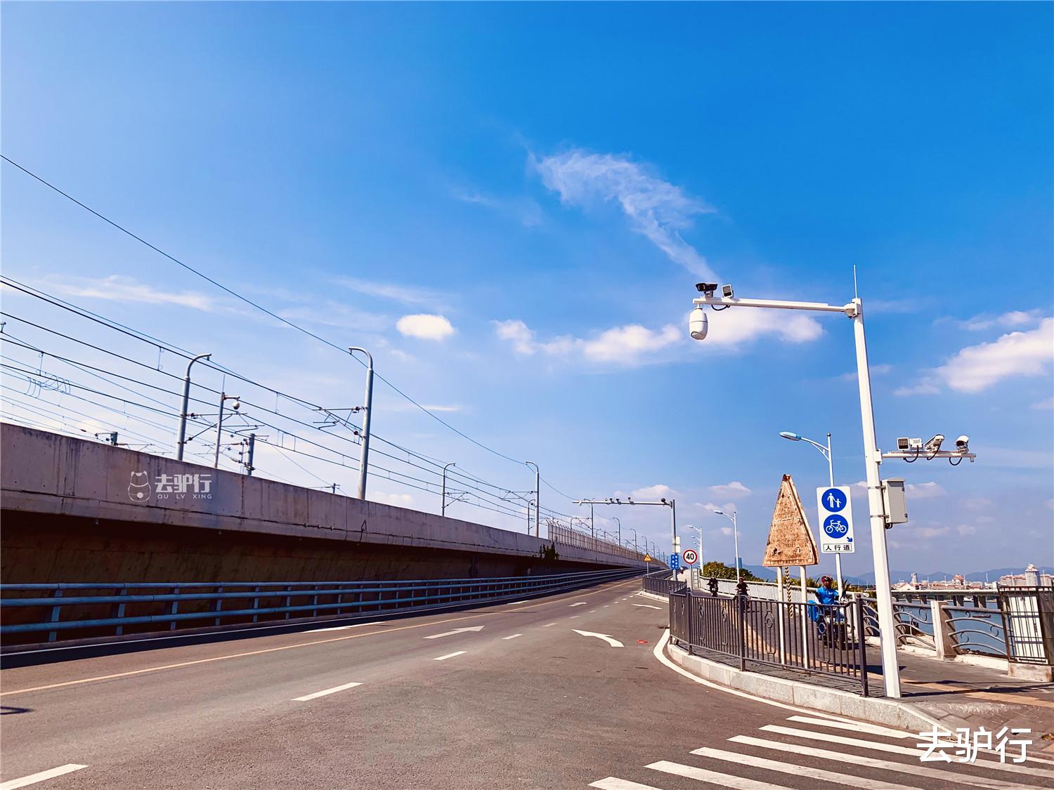 厦门|厦门跨海网红地铁:景色有别日本镰仓,网红实至名归