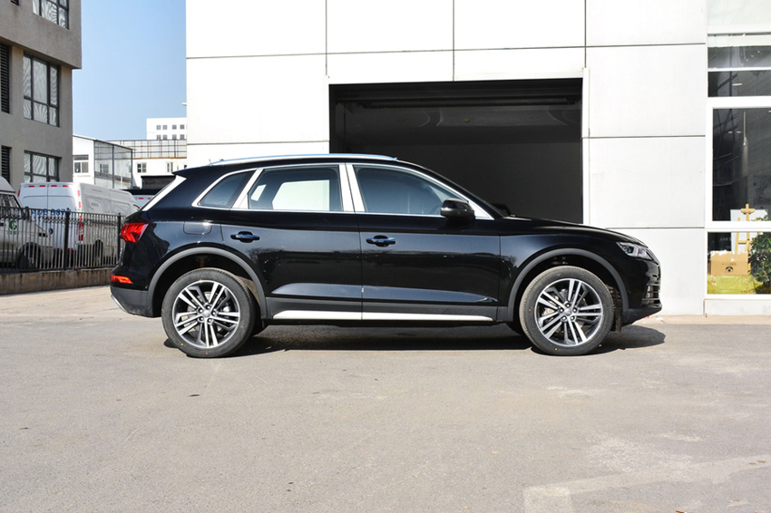 名爵mg6@不给途昂留活路！30岁男人开它面子十足，狂跌6万，一年卖13.5万辆