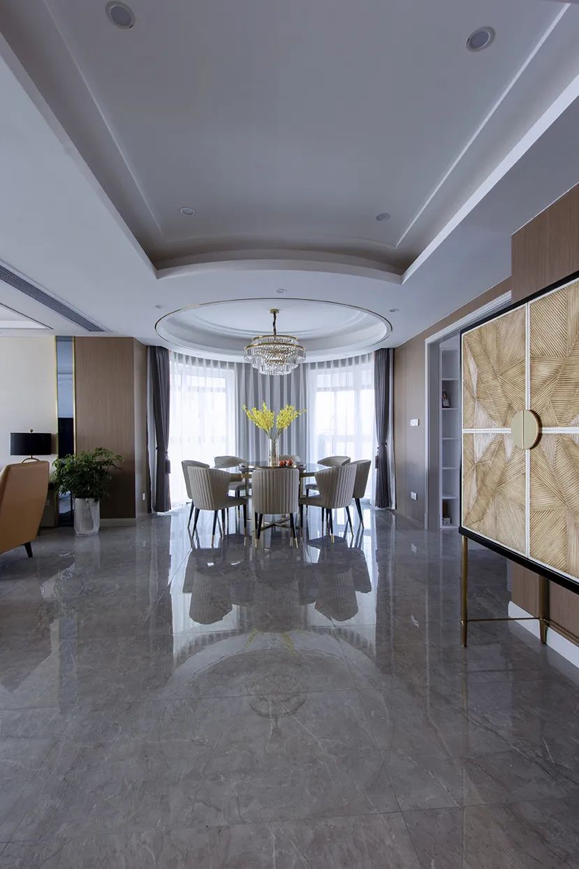 【】280㎡江景大户型，装成现代轻奢风，住如此大宅，人生无憾了！