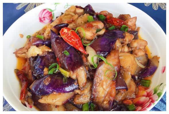 『茄子』简易好做的几道下饭菜，平时外出常吃，学会后在家也能做