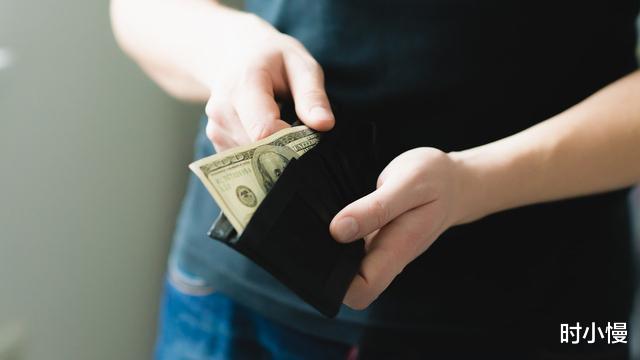 「浙江省」女子每天只花10块钱15年买下三栋楼:谁说省钱的人没有未来