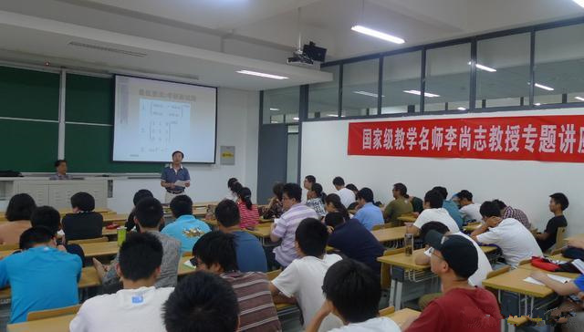 四川省@距今年高考不到百天,班主任老师:这两科差的学生铁定吃亏