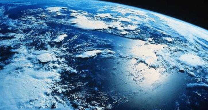 「科学家」科学家认为人类不再是地球的主角,能替代人类的高智商生物已出现