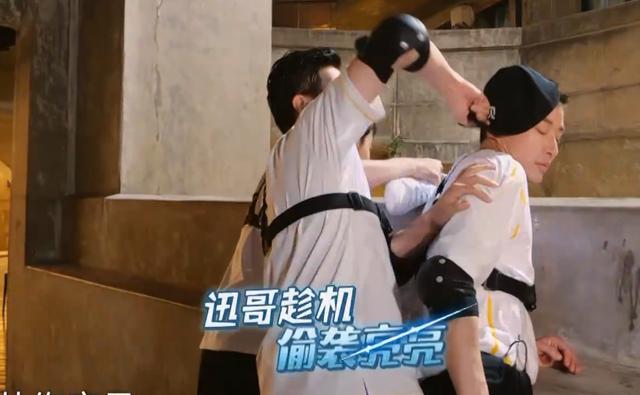 王迅|《极限挑战》王迅获两次MVP,故伎重施只针对一个人?网友:很不光彩