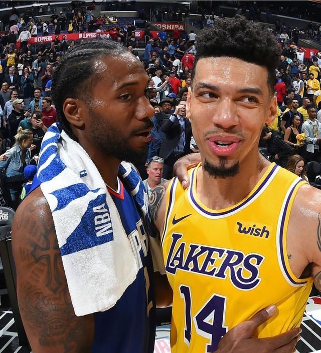 科怀·伦纳德|主动示好湖人？联盟中能打服伦纳德的只有詹姆斯吧！