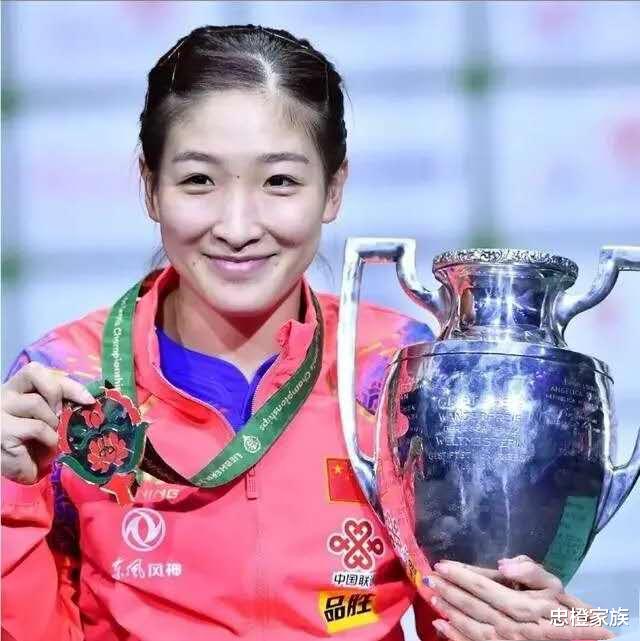 『女乒』打压女乒核心,迎娶小23岁女弟子,女乒丢冠罪人成国乒赢家