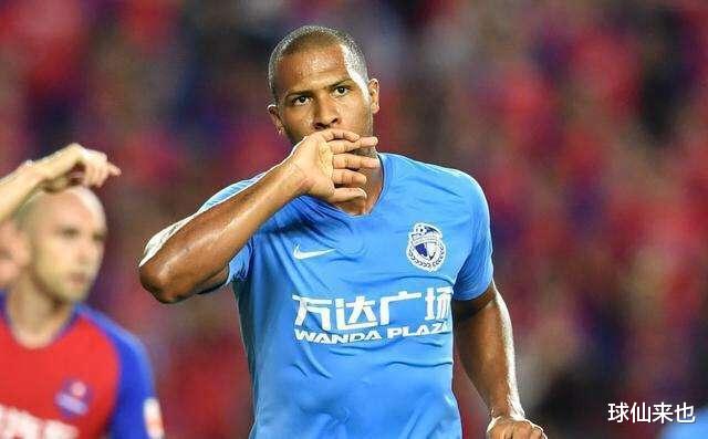 「中超」中超外援头球能力金字塔排名：莫雷诺4档，佩莱才2档，1档太强了