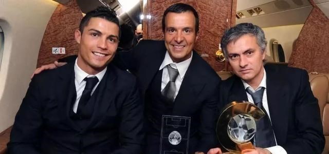 热刺|战术奇才！穆帅究竟对热刺进行了哪两点改造才让球队脱胎换骨？