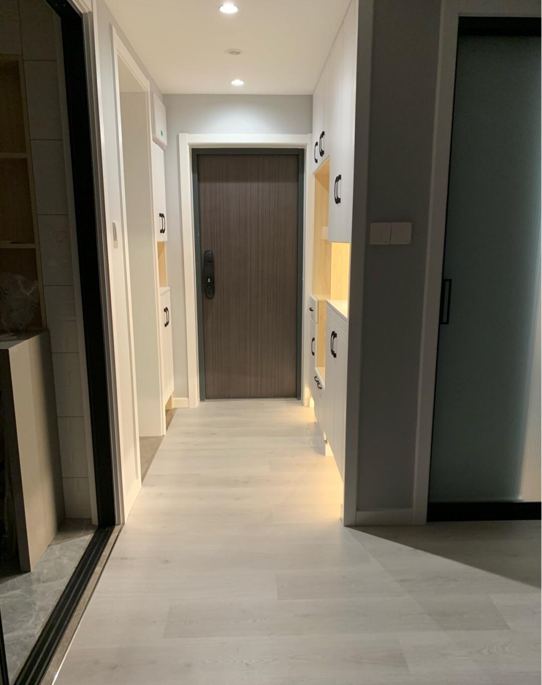 「」她家一楼的新房，保洁做完效果漂亮，还没布置齐家具先给大家看看