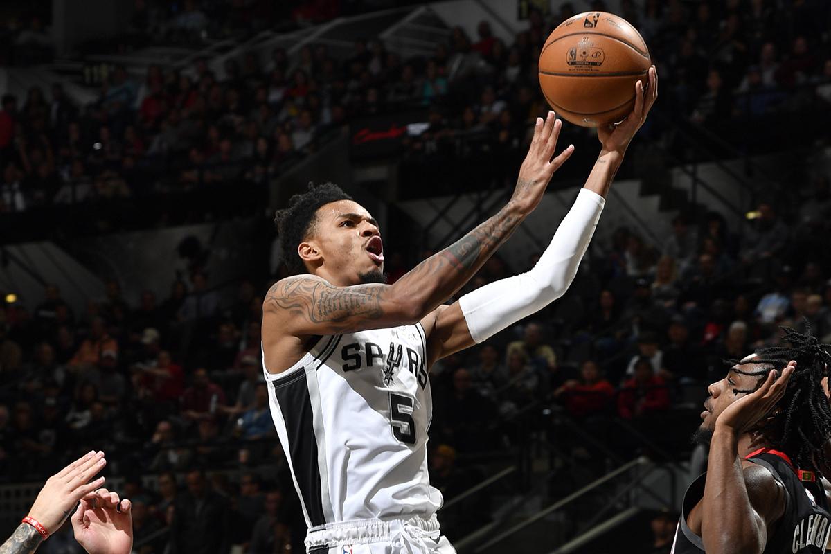 马刺队|场均16+6+6！马刺找到接班人了，4年7000万花得值，比德罗赞靠谱