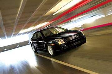 大众汽车:高速限速120,开125算超速吗?交警:不到这个数,懒得理你