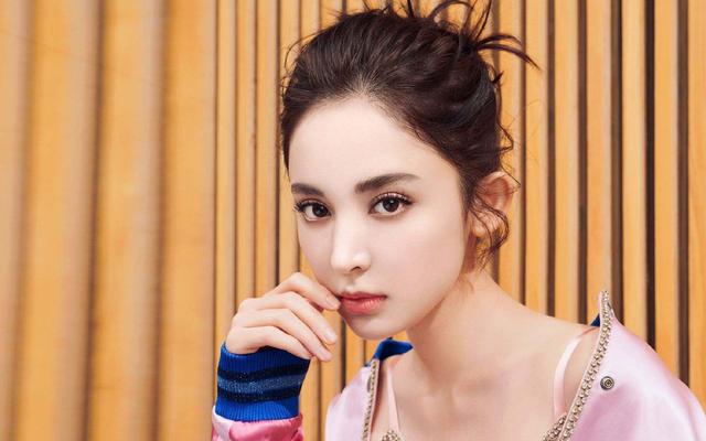 [古力娜扎]娜扎目测胖了不止10斤而郑爽却变了微笑唇，两个人谁变更好看了？