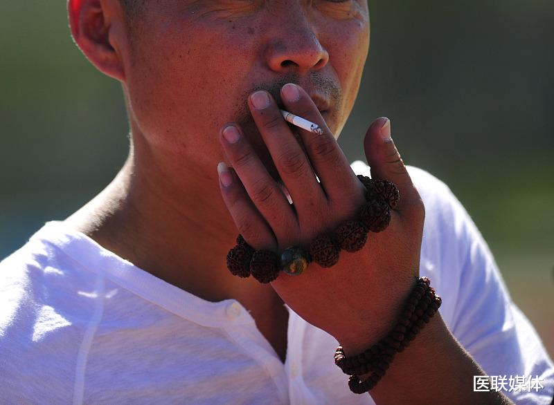 疾病|这5个坏习惯，或是推动癌症发展的“好手”，你也中招了吗