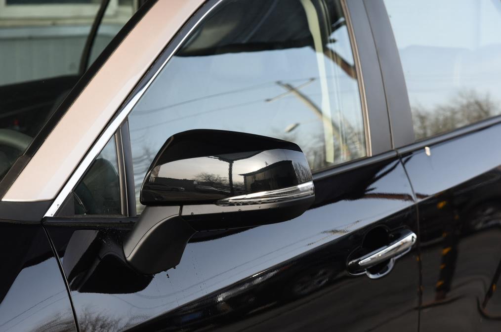 动力■年轻人又一“新目标”气质赶超途昂，一身名牌难开坏，不足18万起