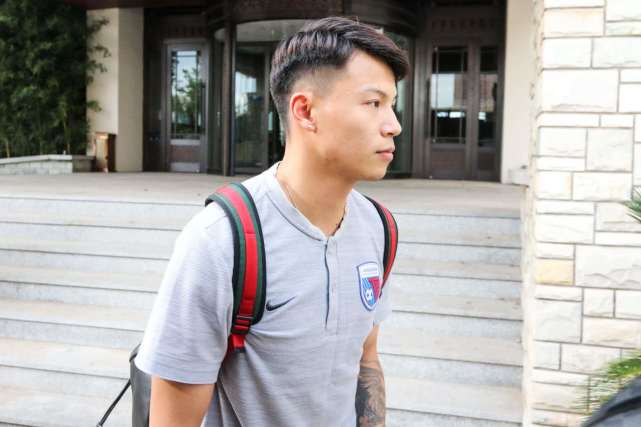 【中超】「球员去向」天海三人现身中超俱乐部试训，签约在即