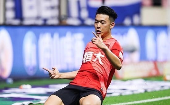 「欧冠」恒大新星令国足汗颜，自律加练欲满血回归，有望成郑智接班人